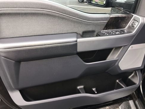 Used 2023 Ford F450 Lariat w/ FX4 Off-Road Package image 13