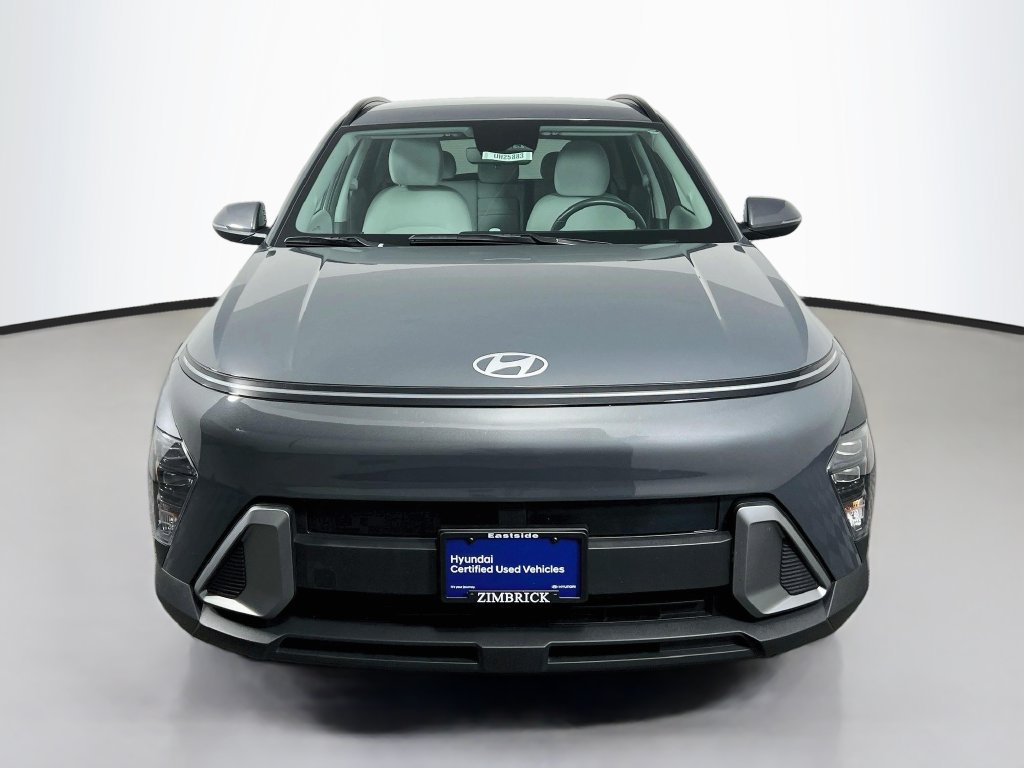 Certified 2025 Hyundai Kona SEL AWD/4WD image 2