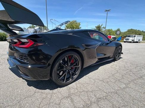 Used 2026 Chevrolet Corvette ZR1 w/ ZR1 Carbon Fiber Aero Package RWD image 17