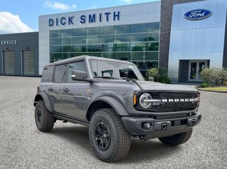 New 2025 Ford Bronco Badlands video 1