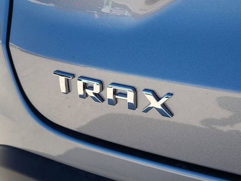 New 2026 Chevrolet Trax LT w/ Driver Confidence Package image 10