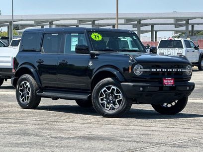 Certified 2025 Ford Bronco Outer Banks
