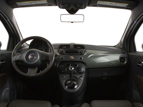 Used 2013 FIAT 500 Pop FWD image 10