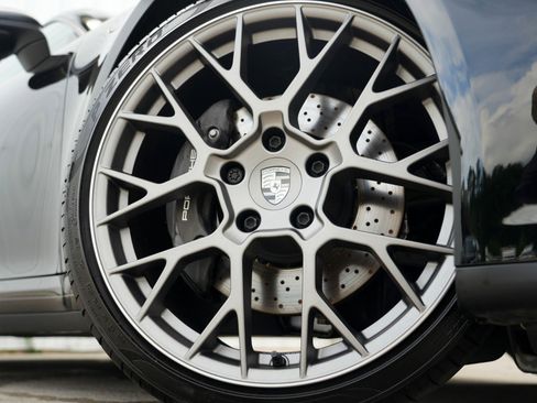 Used 2025 Porsche 911 Carrera image 58