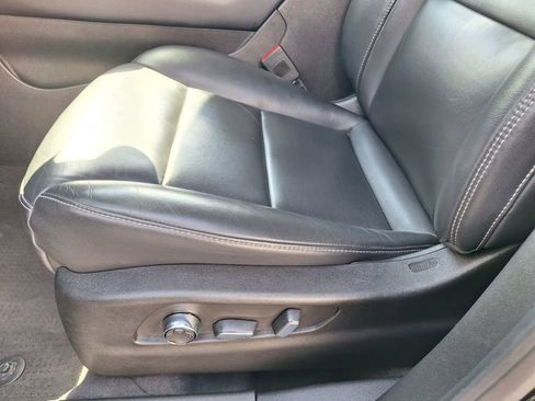 Certified 2024 Cadillac XT4 Premium Luxury image 29