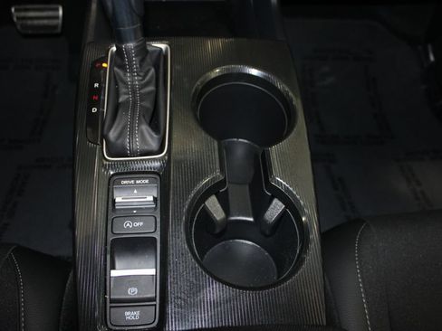 Used 2025 Honda Civic Sport image 17