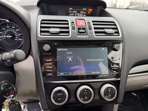 Used 2017 Subaru Forester 2.5i Limited image 21