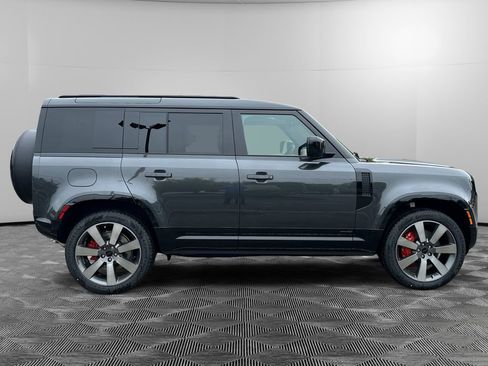 New 2026 Land Rover Defender 110 X AWD/4WD image 6