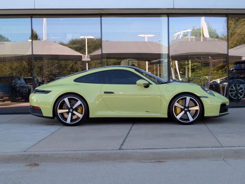 Used 2025 Porsche 911 Carrera S image 8