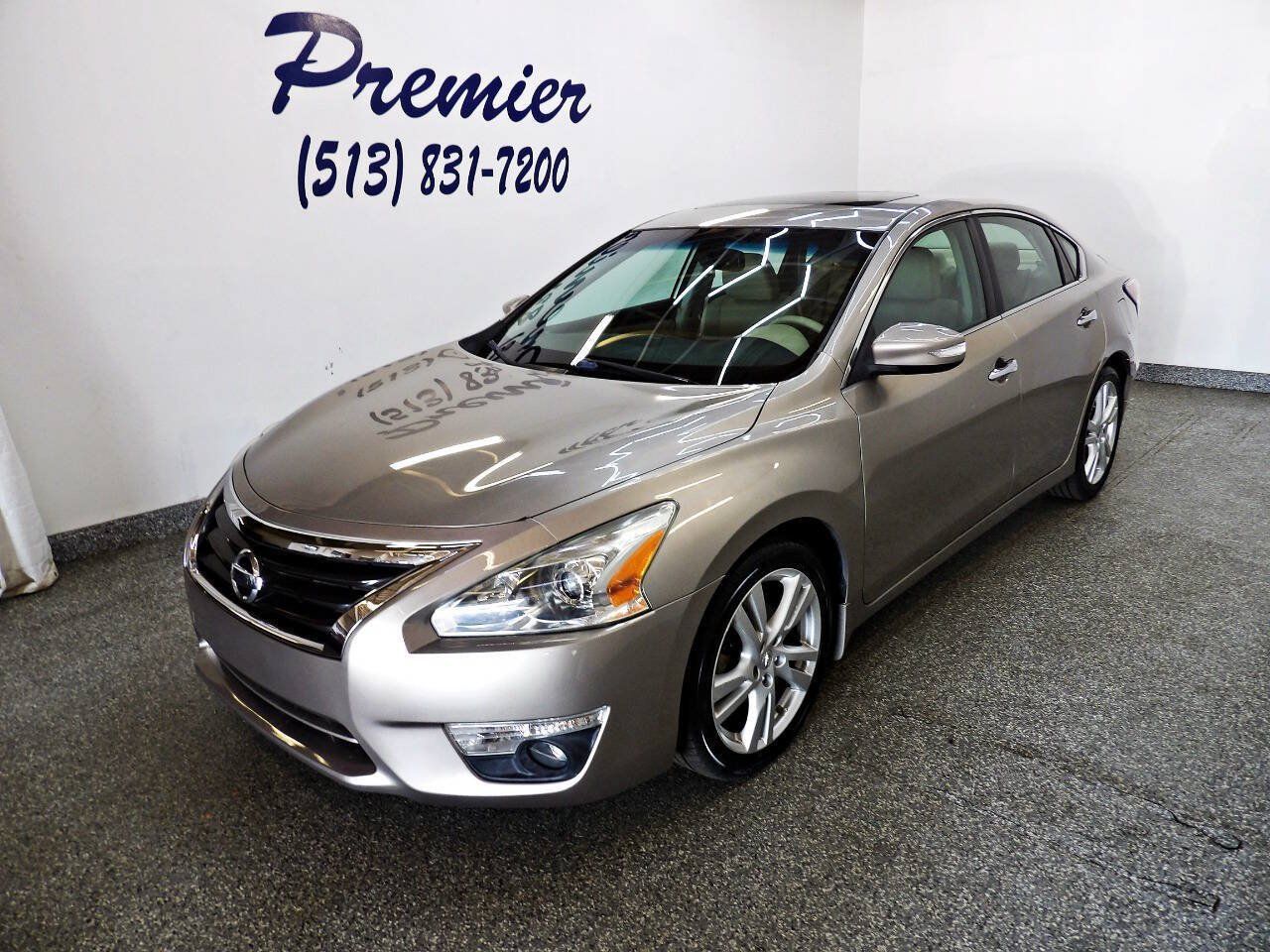 Used 2014 Nissan Altima 3.5 SL w/ Technology Package FWD image 1