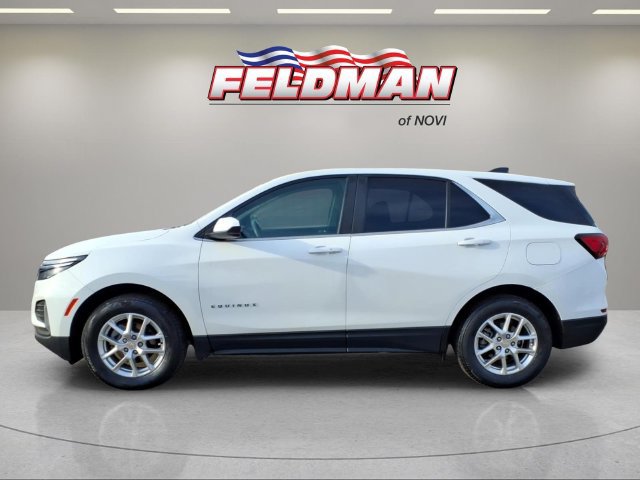 Used 2024 Chevrolet Equinox LT AWD/4WD image 2