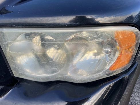 Used 2004 Dodge Ram 1500 Truck SLT w/ Sport Appearance Group image 2