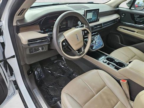 Used 2021 Lincoln Corsair Reserve w/ Equipment Group 201A image 10