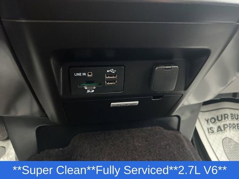 Used 2015 Ford F150 XLT w/ Equipment Group 302A Luxury image 21