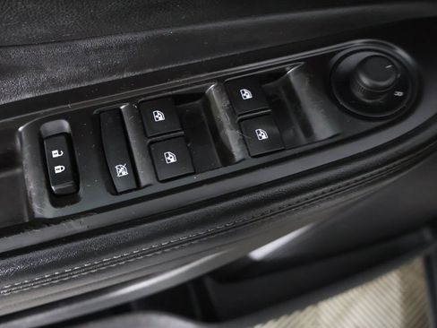 Used 2018 Buick Encore Preferred image 29