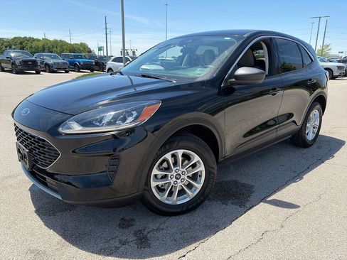 Used 2022 Ford Escape SE AWD/4WD image 3