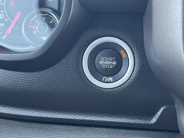 Used 2023 RAM 1500 Laramie AWD/4WD image 33