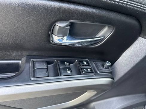 Used 2015 Nissan Armada SL AWD/4WD image 11