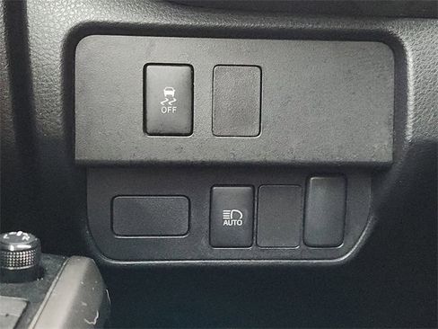 Used 2022 Toyota Tacoma SR5 image 16