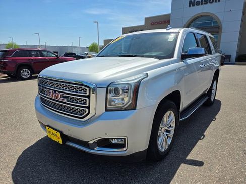 Used 2018 GMC Yukon SLT w/ Open Road Package AWD/4WD image 2