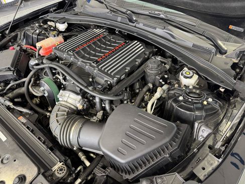 Used 2017 Chevrolet Camaro SS RWD image 22
