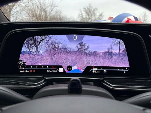 Used 2021 Cadillac Escalade ESV Sport w/ Driver Assist Tech Package image 31