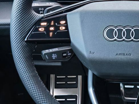 New 2025 Audi SQ5 Premium Plus image 15