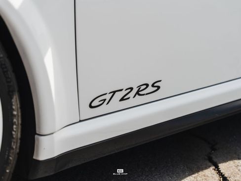 Used 2011 Porsche 911 GT2 RS RWD image 8