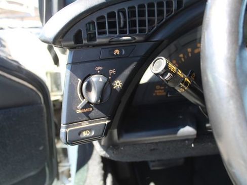 Used 1993 Chevrolet Corvette Convertible image 22