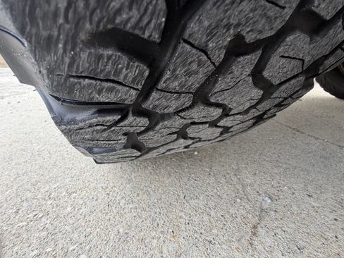 Used 2009 Dodge Ram 2500 Truck Laramie w/ Trailer Tow Group image 4