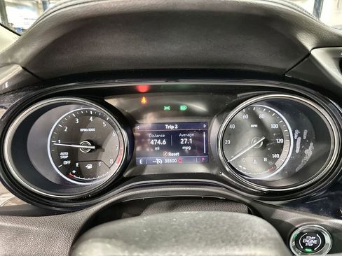 Used 2023 Buick Encore GX Preferred image 10