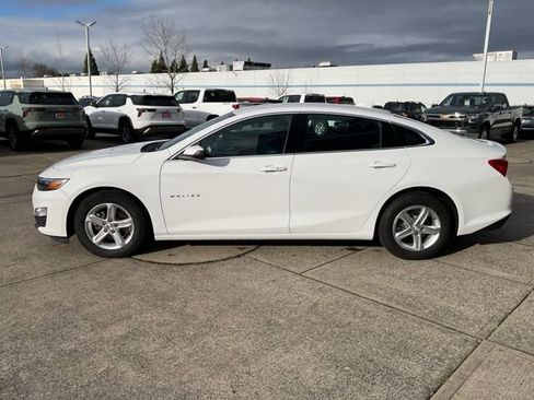 Used 2024 Chevrolet Malibu LT image 5