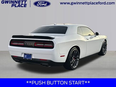 Used 2023 Dodge Challenger R/T w/ Plus Package image 5