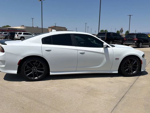 Used 2019 Dodge Charger Scat Pack RWD image 24