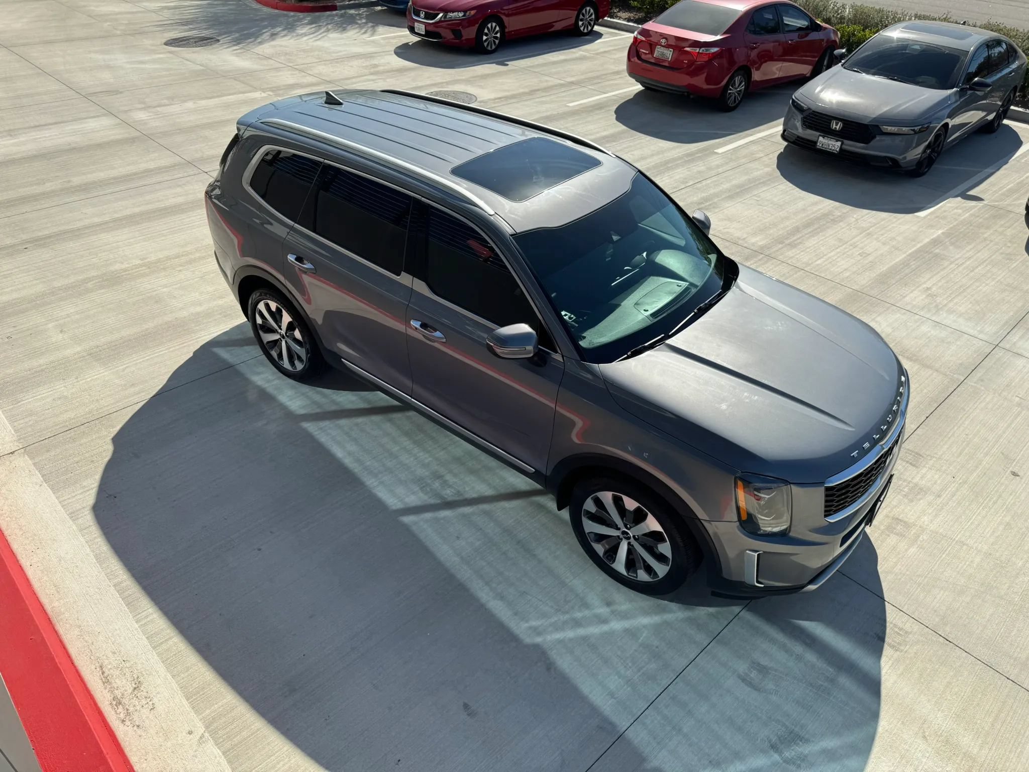 Used 2022 Kia Telluride S FWD image 15