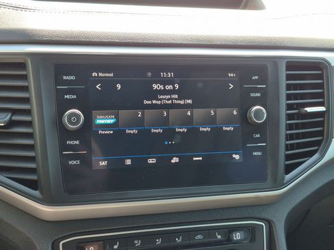Used 2021 Volkswagen Atlas SE w/ Panoramic Sunroof Package AWD/4WD image 25