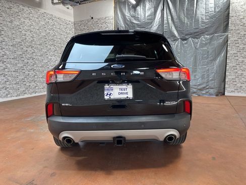 Used 2020 Ford Escape SEL image 6