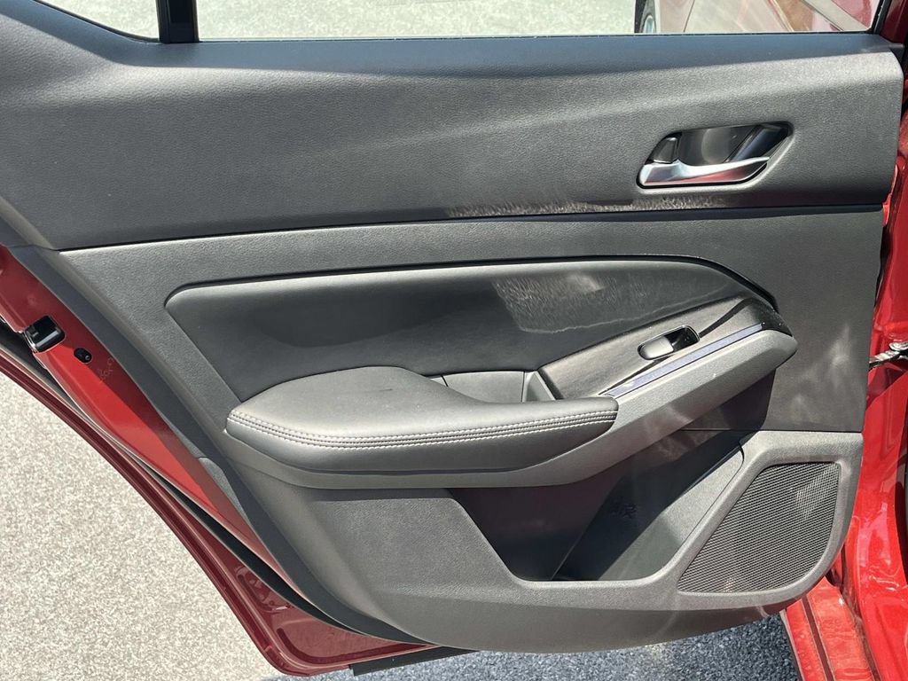 Used 2024 Nissan Altima 2.5 SL FWD image 16