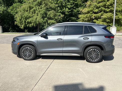 Certified 2026 Volkswagen Tiguan S FWD image 6