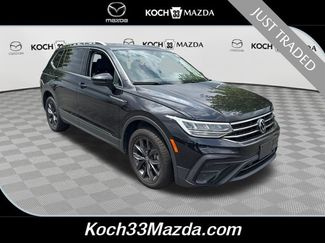 Used 2022 Volkswagen Tiguan SE w/ Panoramic Sunroof Package AWD/4WD 360° Tour