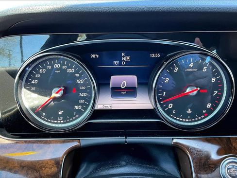 Used 2018 Mercedes-Benz E 400 E 400 image 23