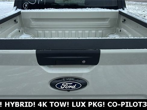 New 2025 Ford Maverick XLT w/ Equipment Group 301A image 30