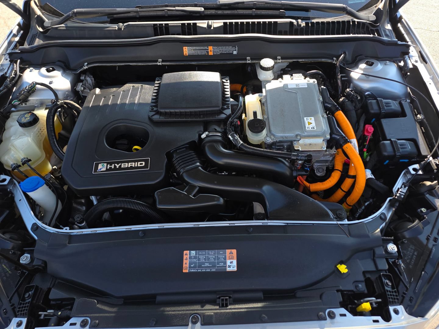 Used 2020 Ford Fusion SE FWD image 39