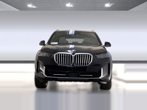 Used 2026 BMW X5 sDrive40i image 6