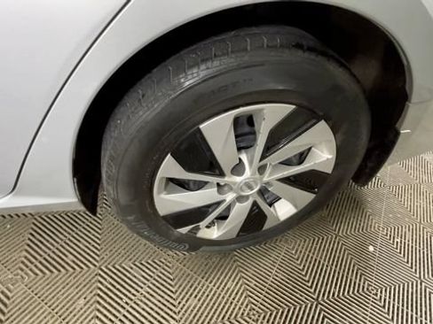 Used 2021 Nissan Altima 2.5 S FWD image 17