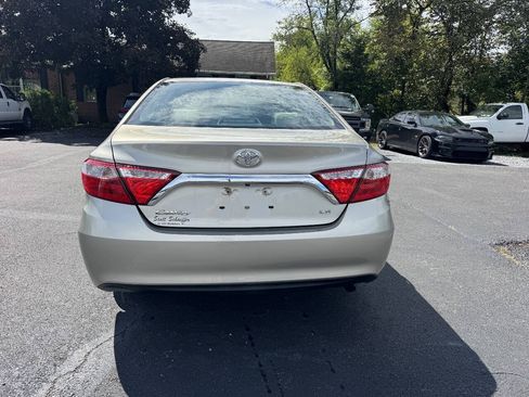 Used 2017 Toyota Camry LE FWD image 6