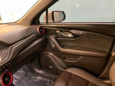 Used 2022 Chevrolet Blazer RS w/ Enhanced Convenience Package image 23