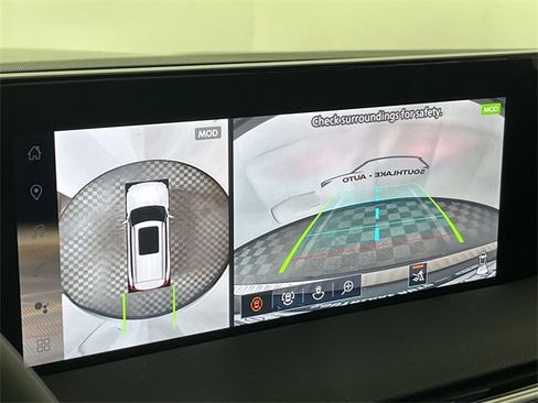 New 2026 Nissan Armada SL w/ Captain's Chari Seat Package image 17