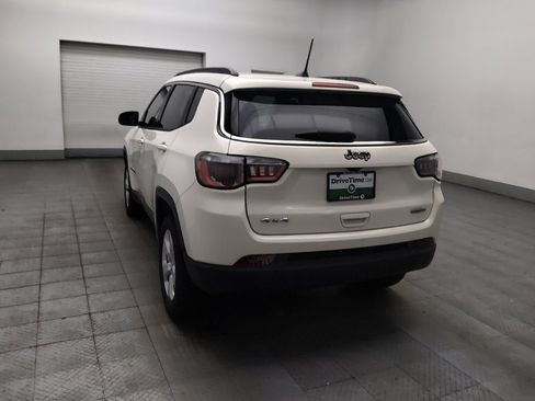 Used 2019 Jeep Compass Latitude w/ Popular Equipment Group AWD/4WD image 5