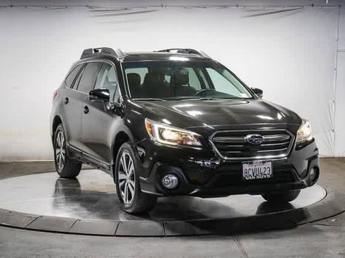 Used 2018 Subaru Outback 2.5i Limited w/ Popular Package #2 image 5